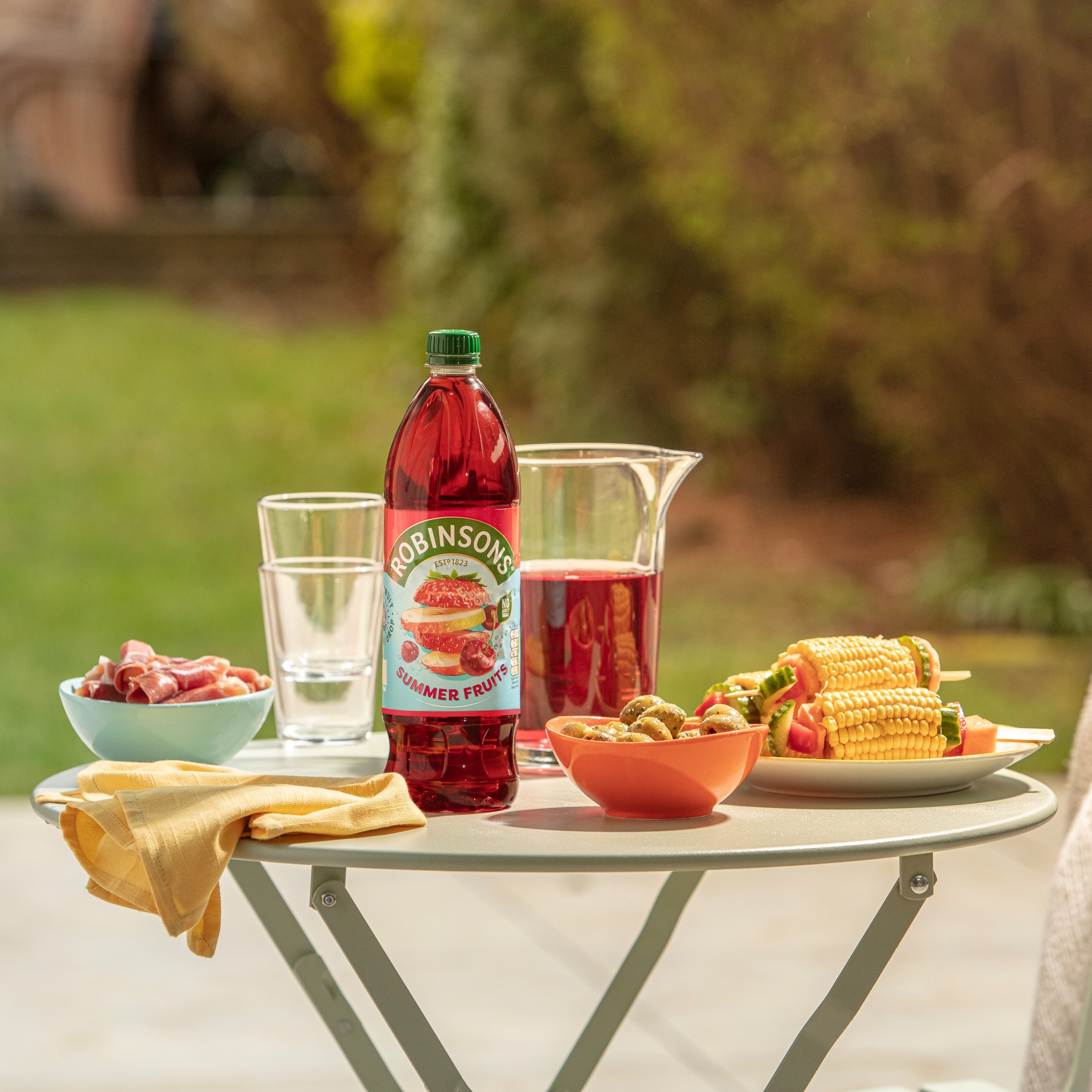 Robinsons Summer Fruits No Added Sugar Squash 1L thumbnail 2