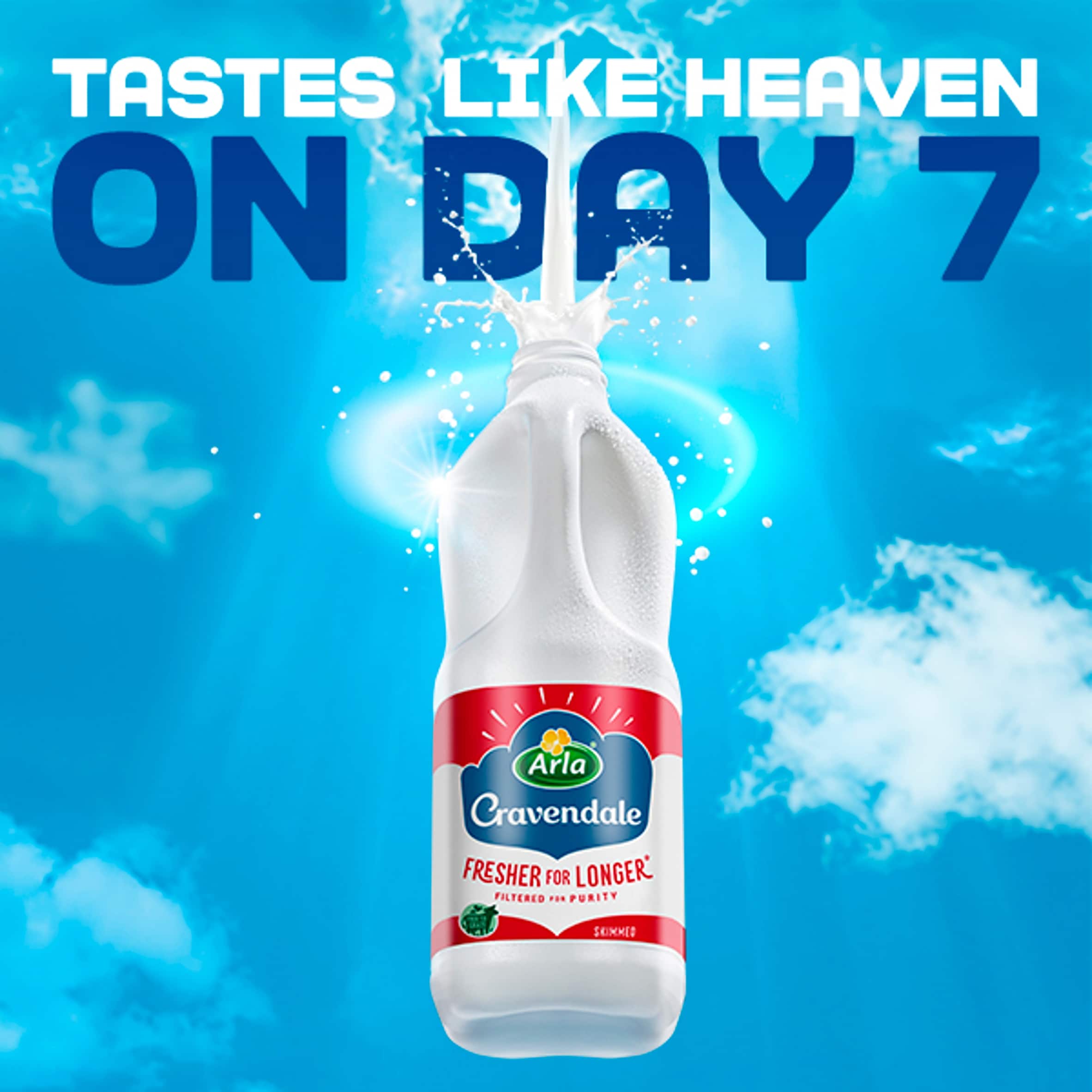 Cravendale Filtered Fresh Skimmed Milk 2L Fresher for Longer thumbnail 4