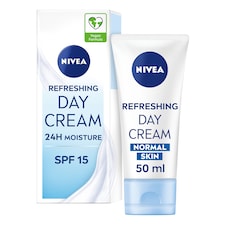NIVEA Refreshing Day Cream Moisturiser SPF15 Normal Skin 50ml