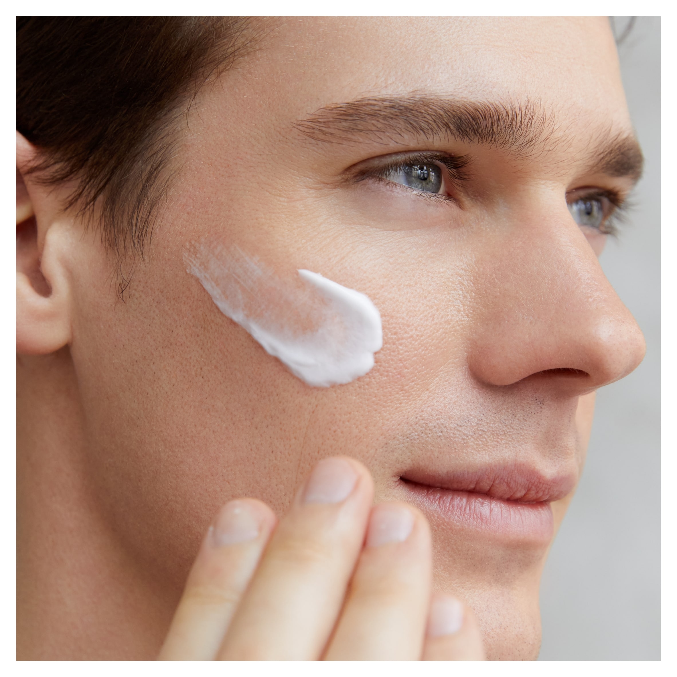 NIVEA MEN Protect & Care Rehydrating Face Moisturiser 75ml thumbnail 4