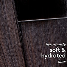 TRESemme Moisture Rich Shampoo 900ml thumbnail 5