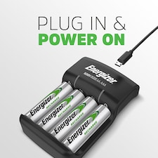 Energizer Base Charger with 4 AA rechargeable Batteries included thumbnail 2