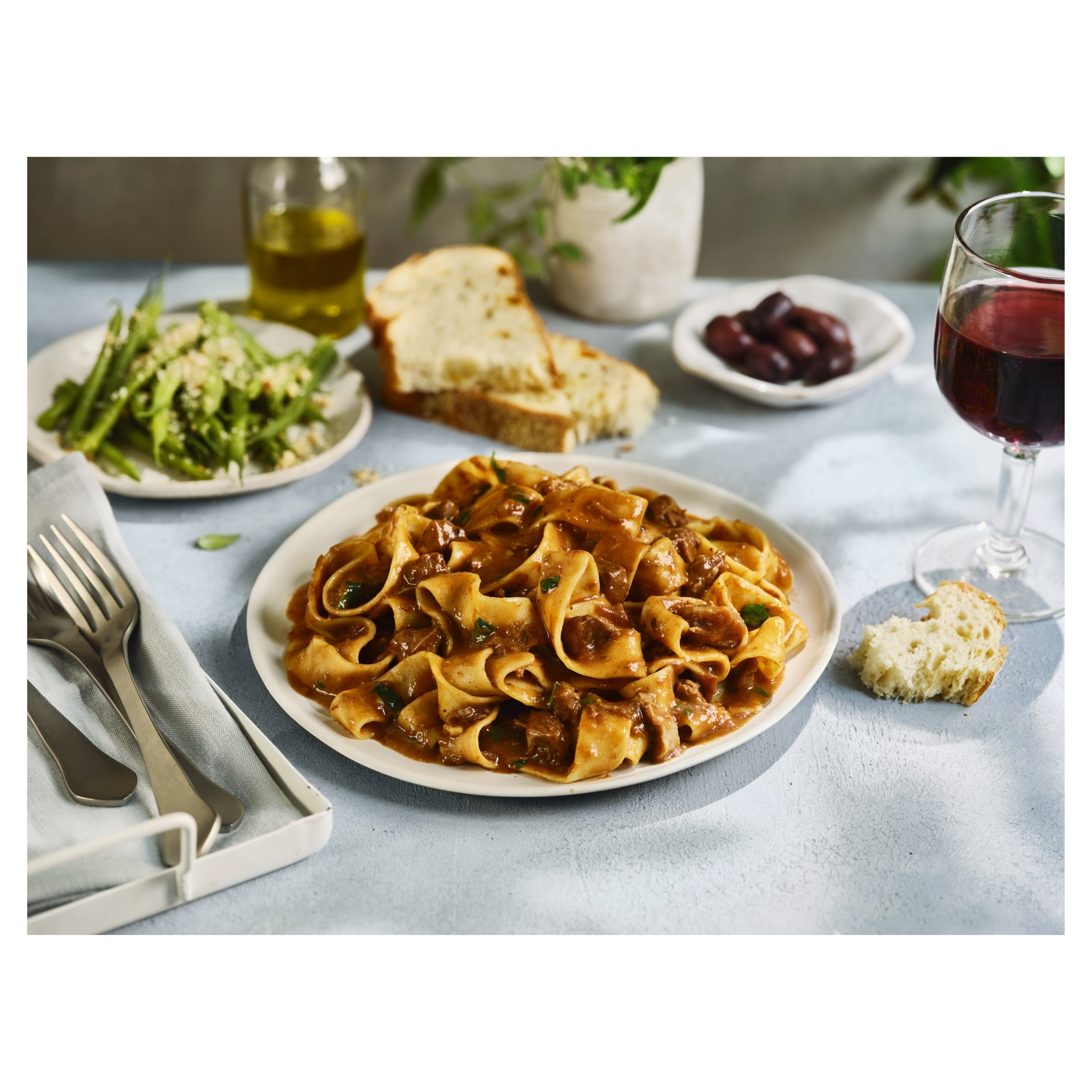 Tesco Finest Steak Ragu 400G thumbnail 2