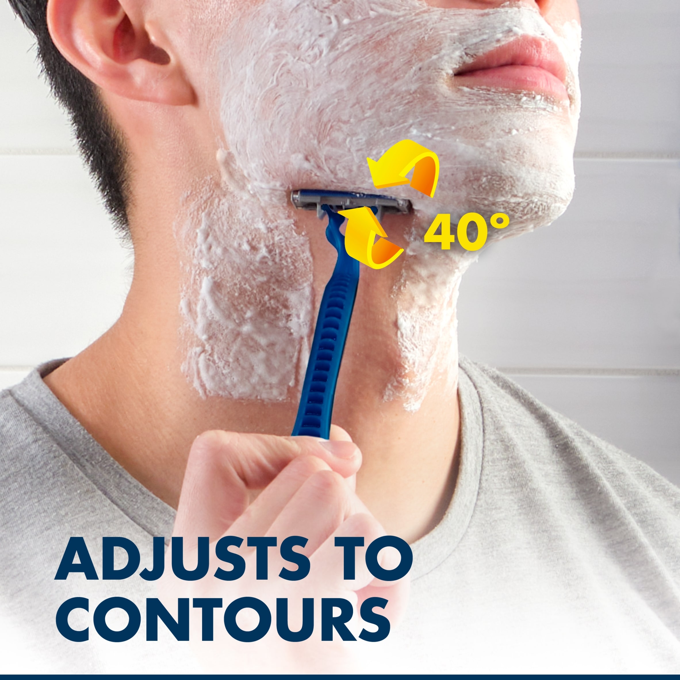 Gillette Blue 3 Disposable Men's Razors 4 Pack thumbnail 2