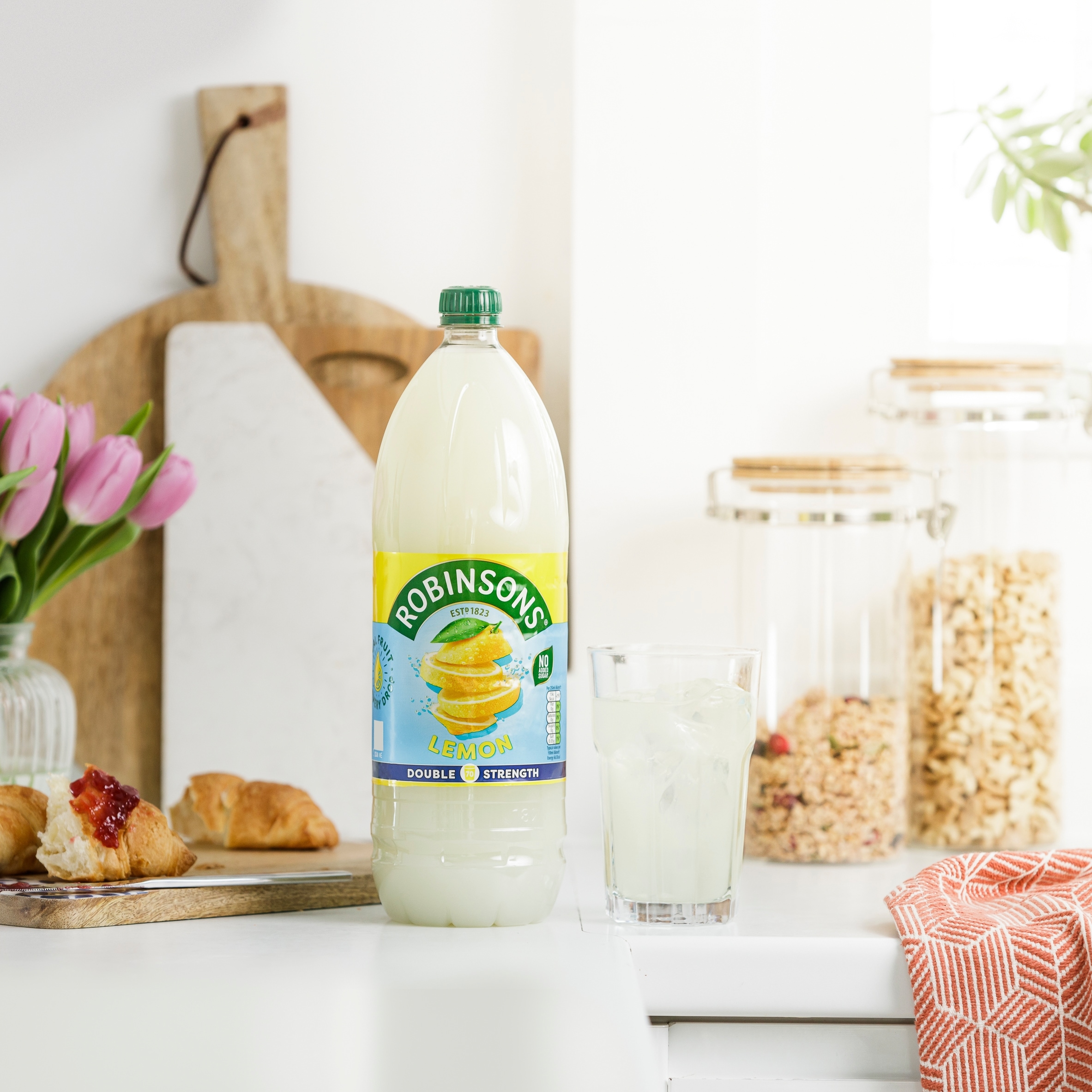 Robinsons Double Strength Lemon Squash 1.75L thumbnail 2