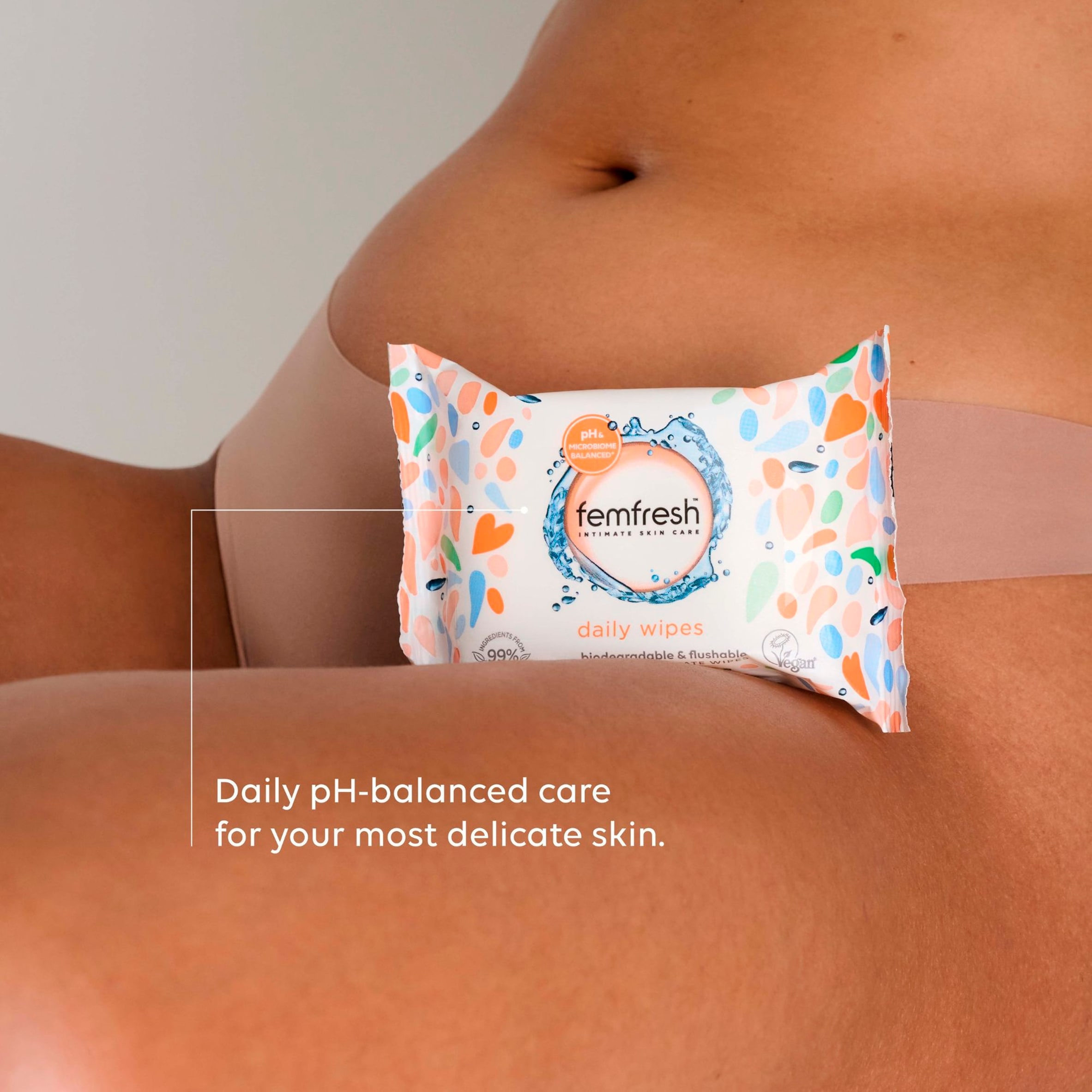 Femfresh Pocket Wipes 10'S thumbnail 2