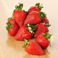 Tesco Strawberries 227G thumbnail 2
