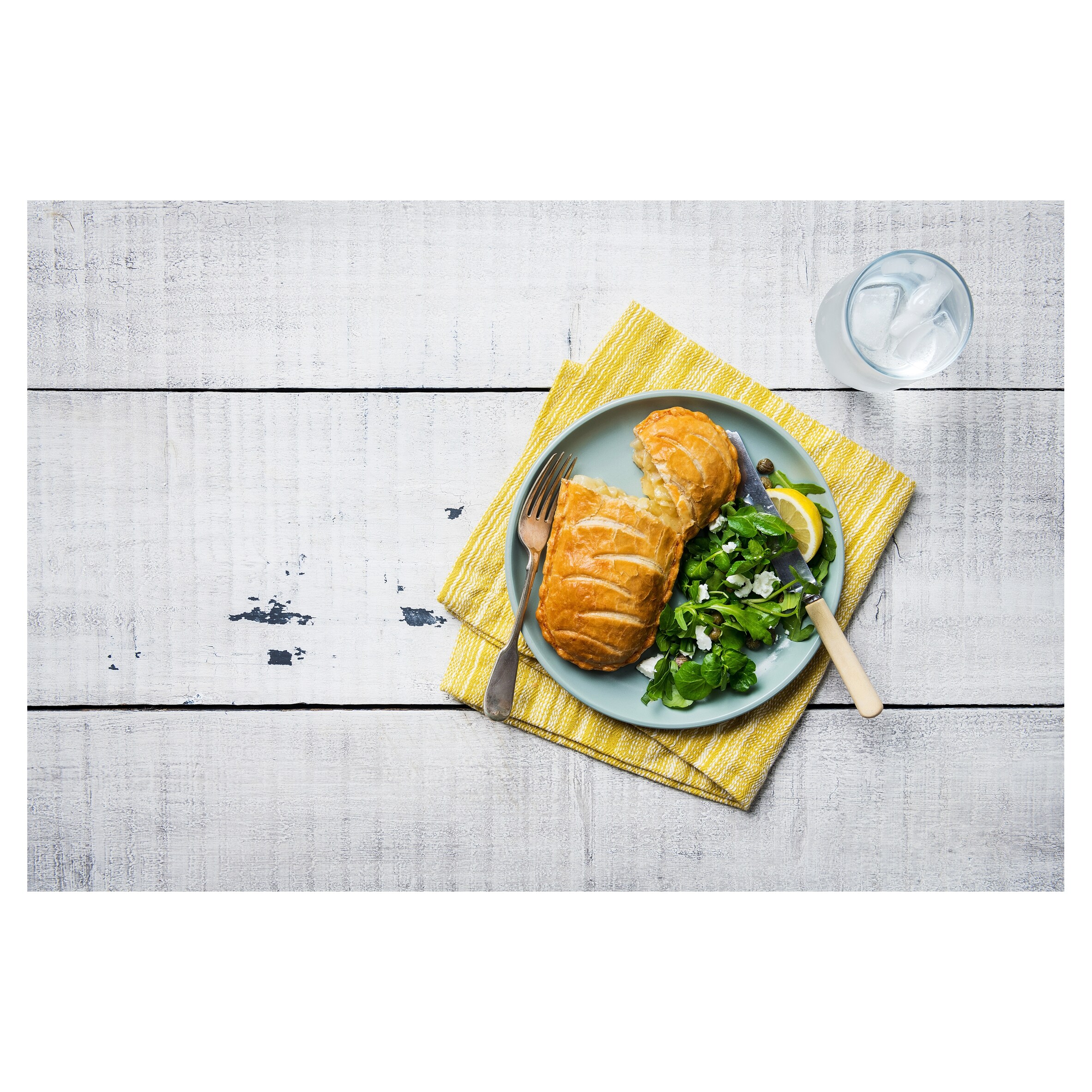 Ginsters Cheddar & Onion Slice 170G thumbnail 2