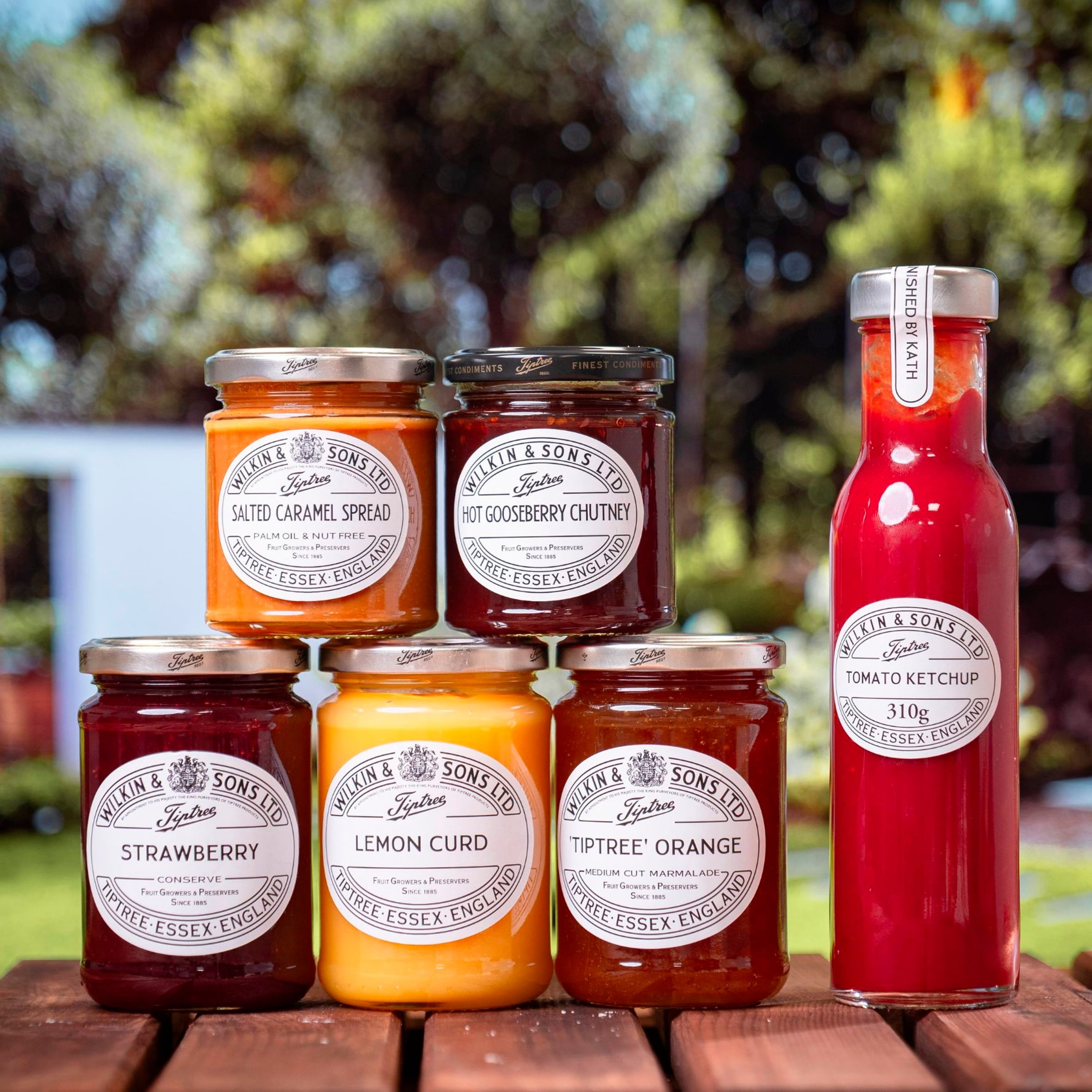 Tiptree Caramelised Red Onion Chutney 220G thumbnail 3