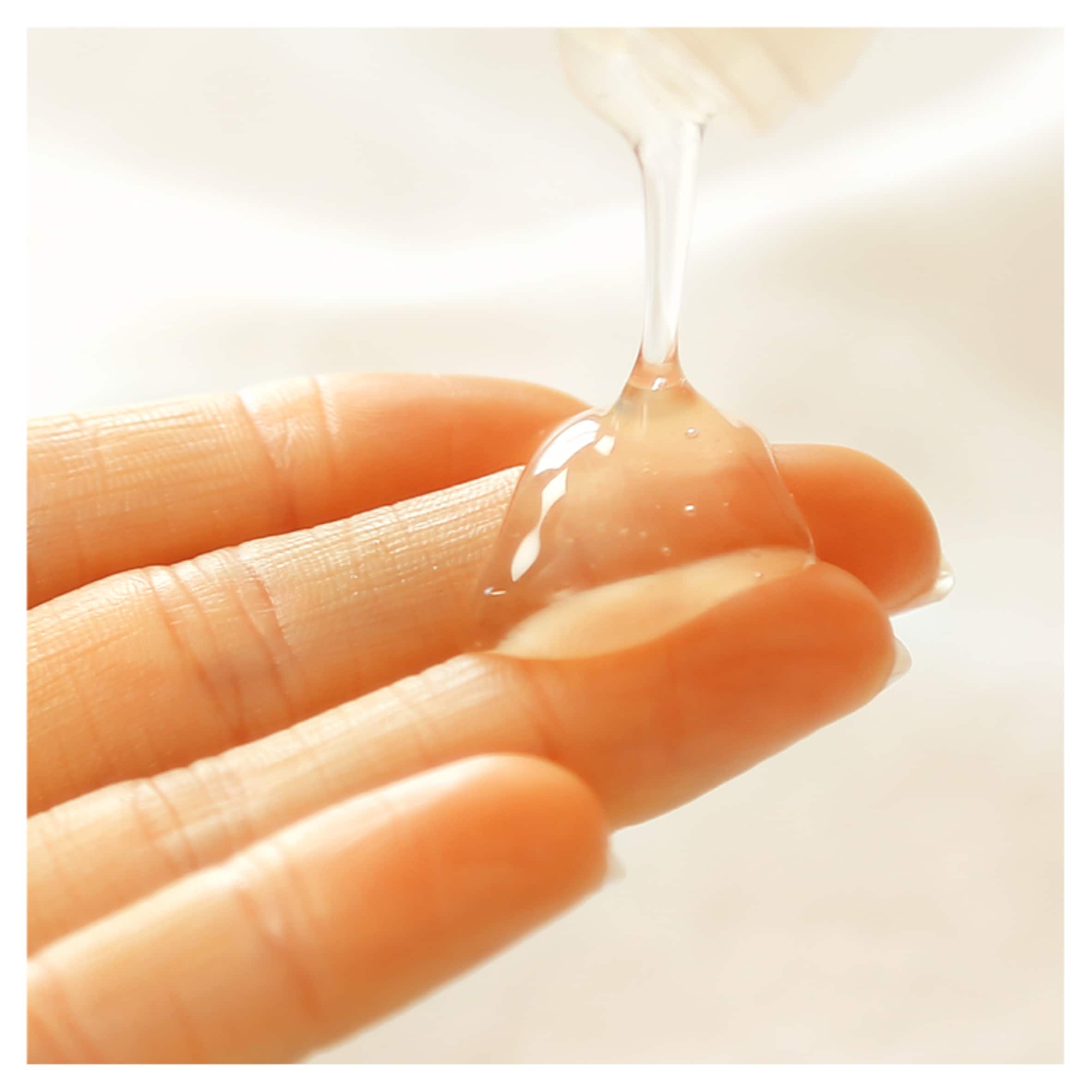 Durex Play Water Based Feel Lubricant Gel 50ml thumbnail 2