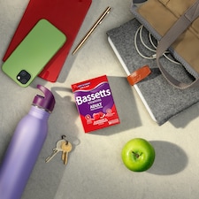 Bassetts Adult Multivitamin Pastilles - Raspberry & Pomegranate Flavour thumbnail 4