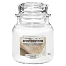 Yankee Candle Medium Jar White Linen & Lace