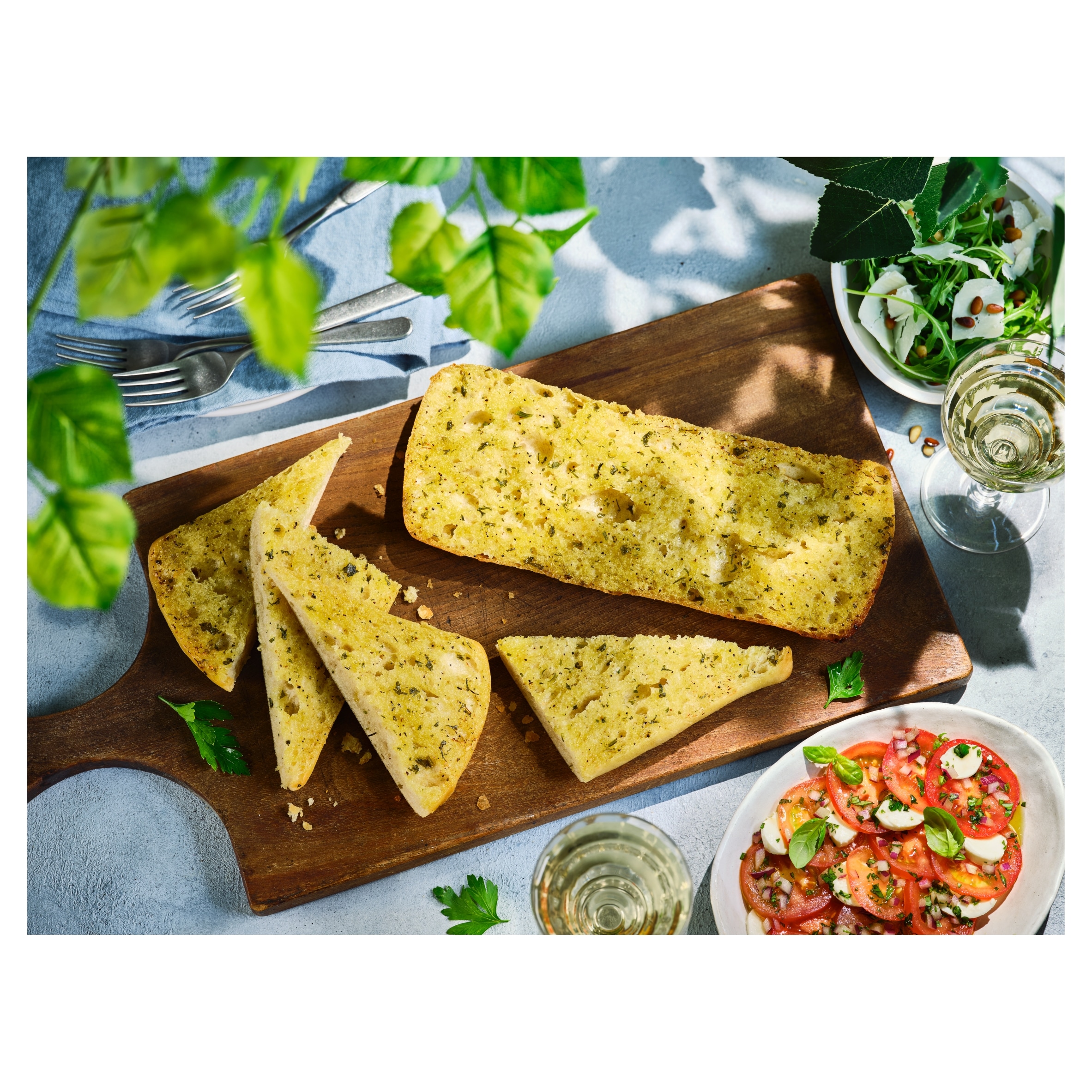 Tesco Finest Garlic & Parsley Ciabatta 255G thumbnail 2