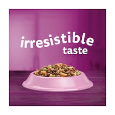 Whiskas Adult 1+ Dry Cat Food Biscuits Salmon 1.9Kg thumbnail 3