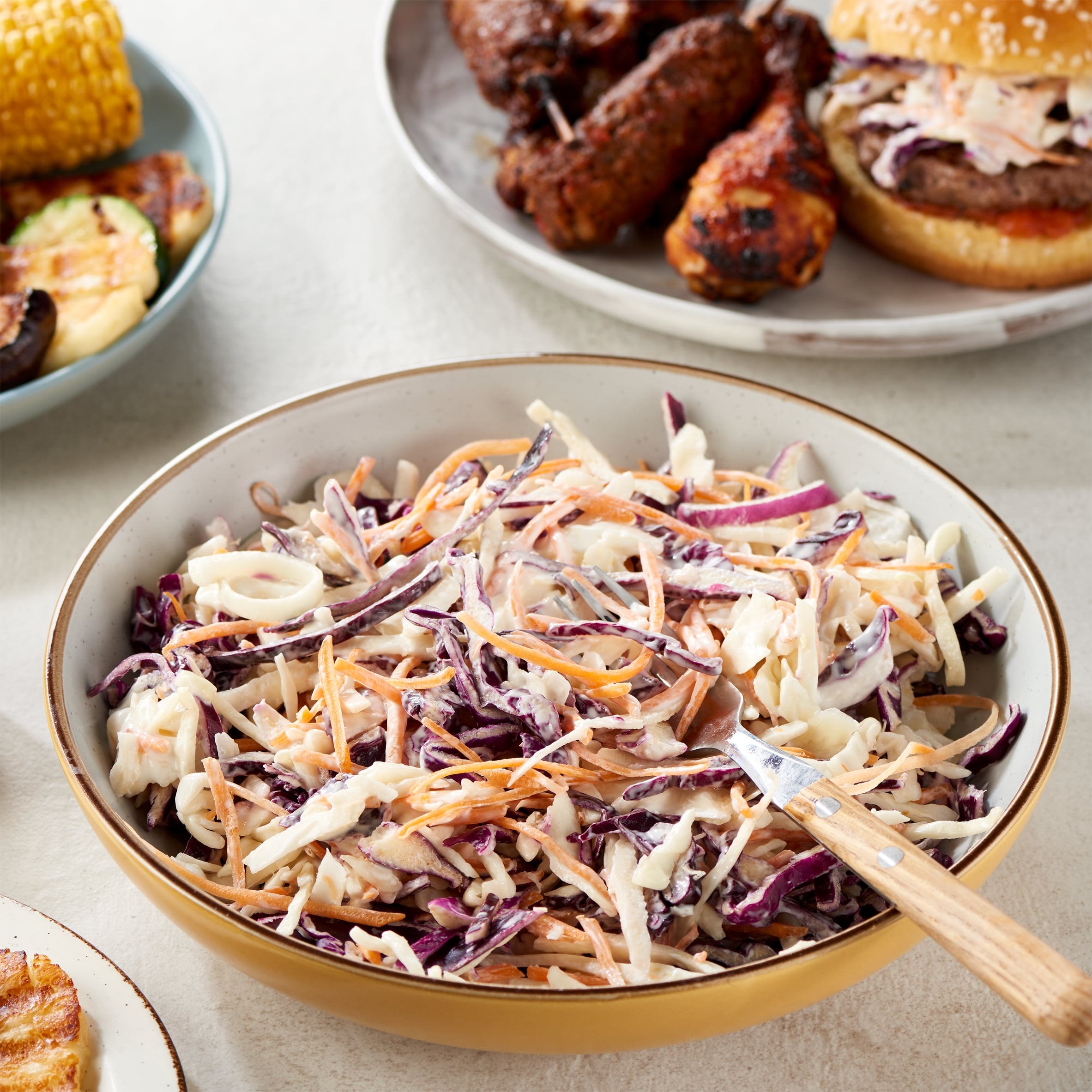 Tesco Crunchy Coleslaw Mix 300G thumbnail 2