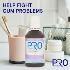 Pro Formula Clean Mint Mouthwash 300Ml thumbnail 4