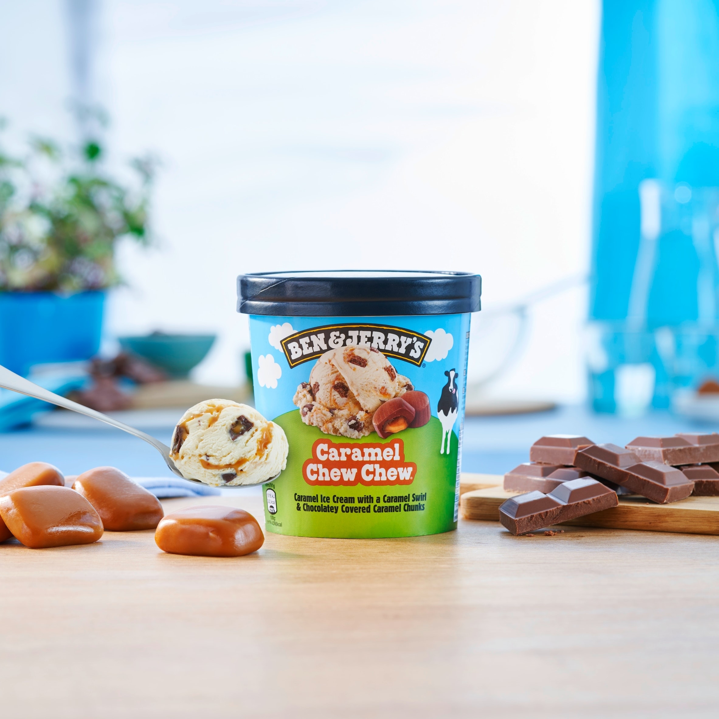 Ben & Jerry's Caramel Chew Chew Ice Cream Tub 465ml thumbnail 5