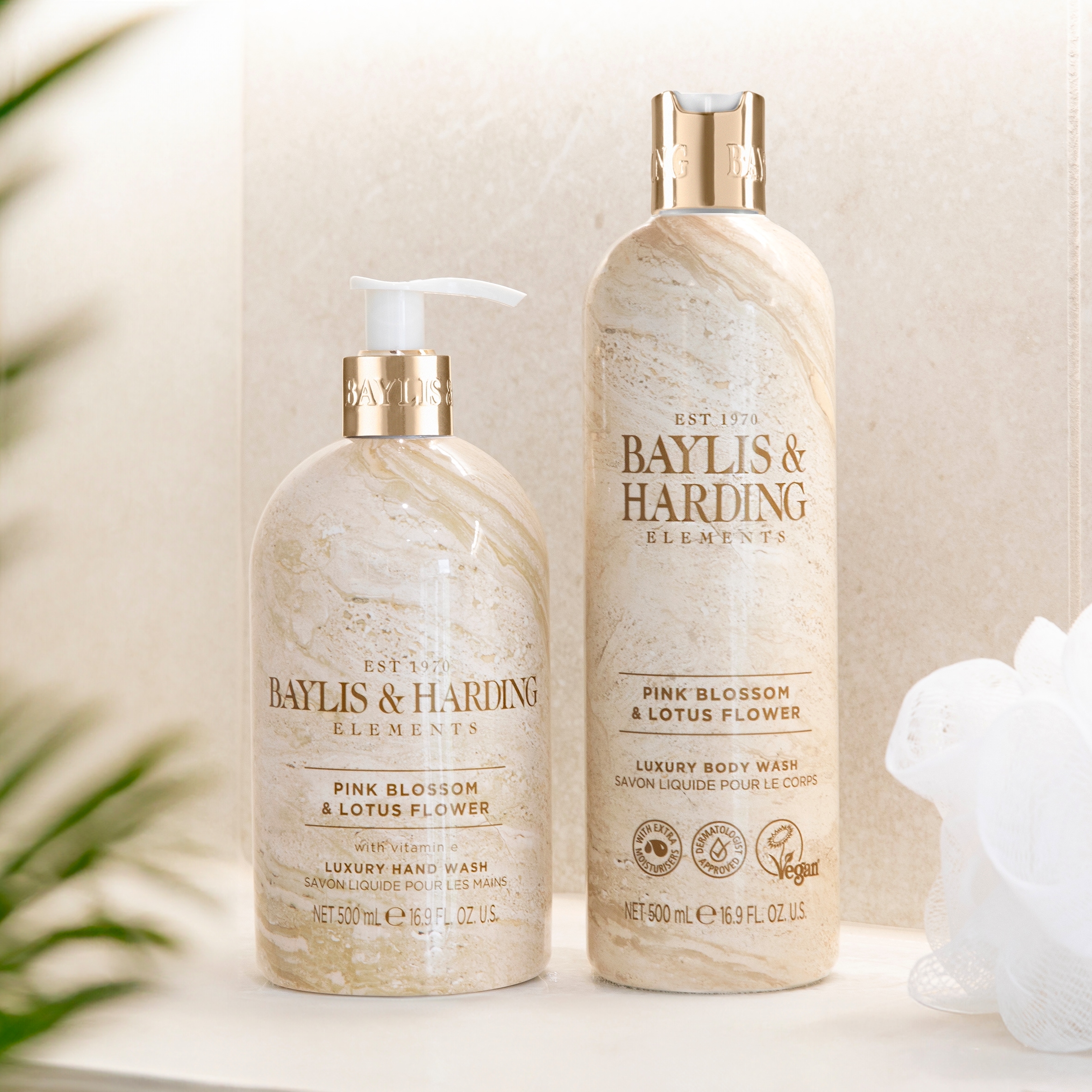 Baylis & Harding Pink Blossom & Lotus Flower Hand Wash 500Ml thumbnail 4