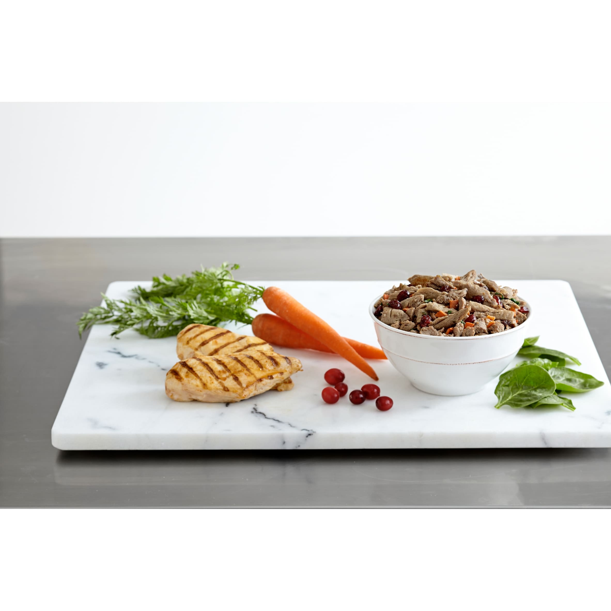 Freshpet Chicken with Garden Vegetables & Cranberries Fresh Dog Food 680g thumbnail 3