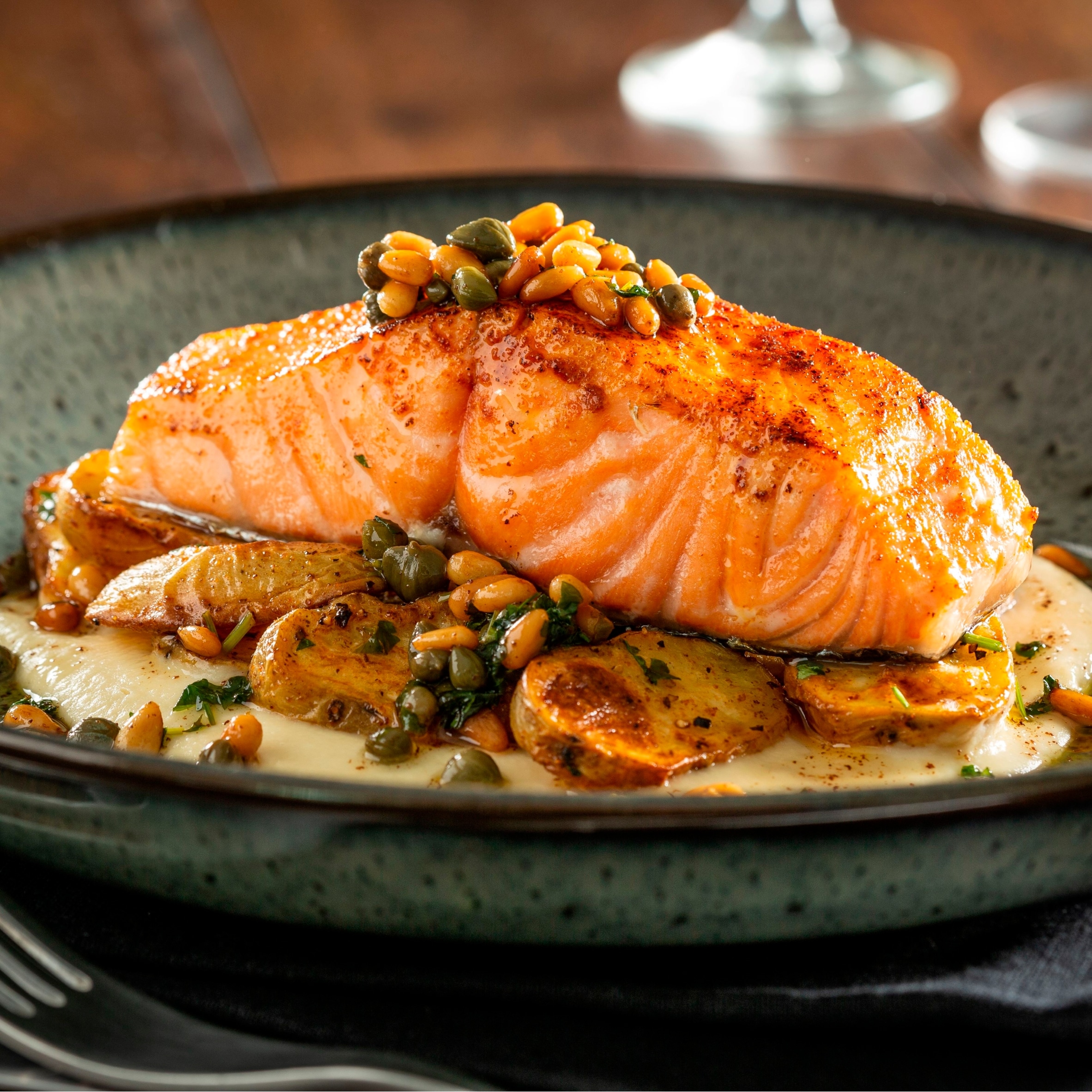 Mowi 2 Scottish Salmon Fillets 230G thumbnail 4