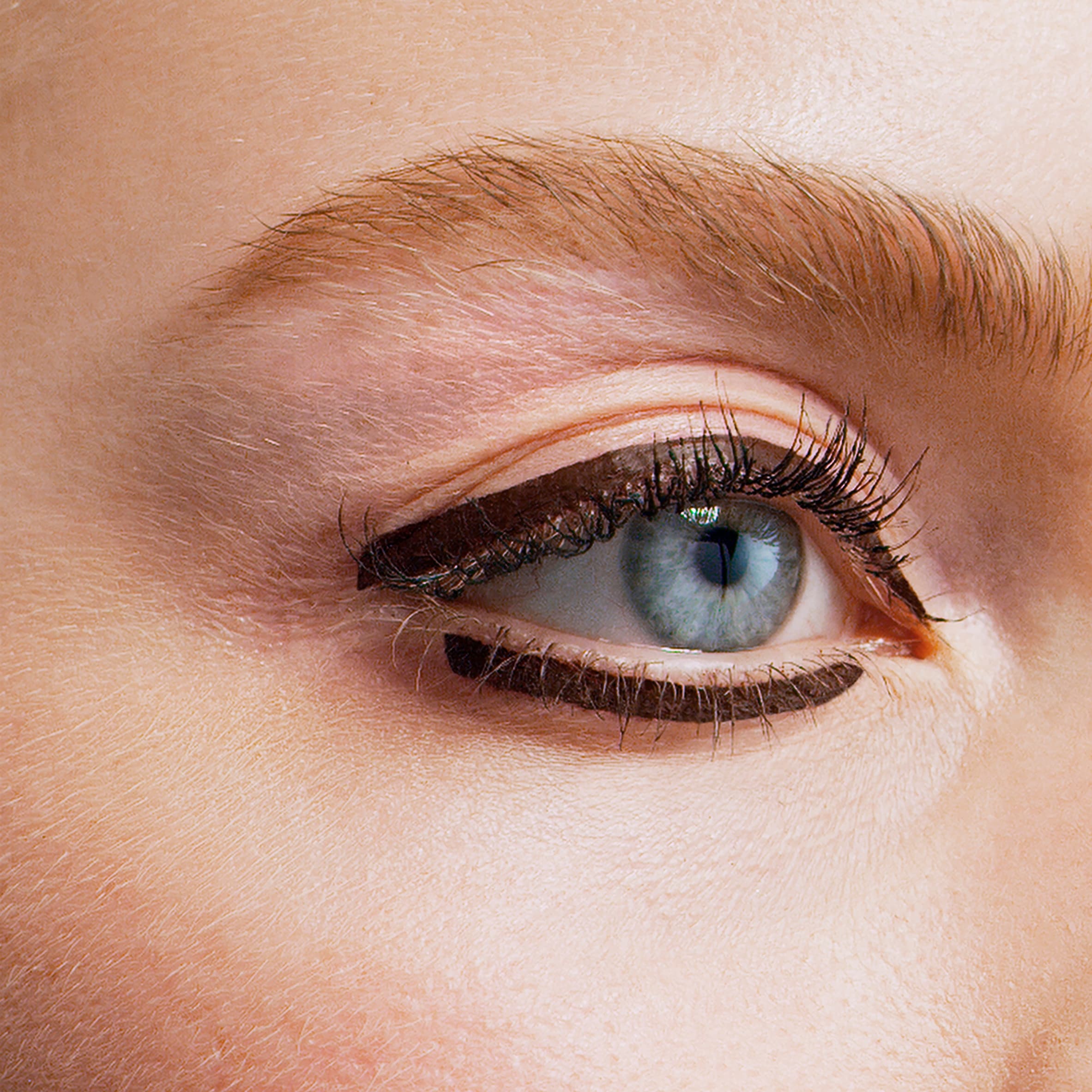 L'oreal Paris Matte Signature Liquid Eyeliner 03 Brown thumbnail 3