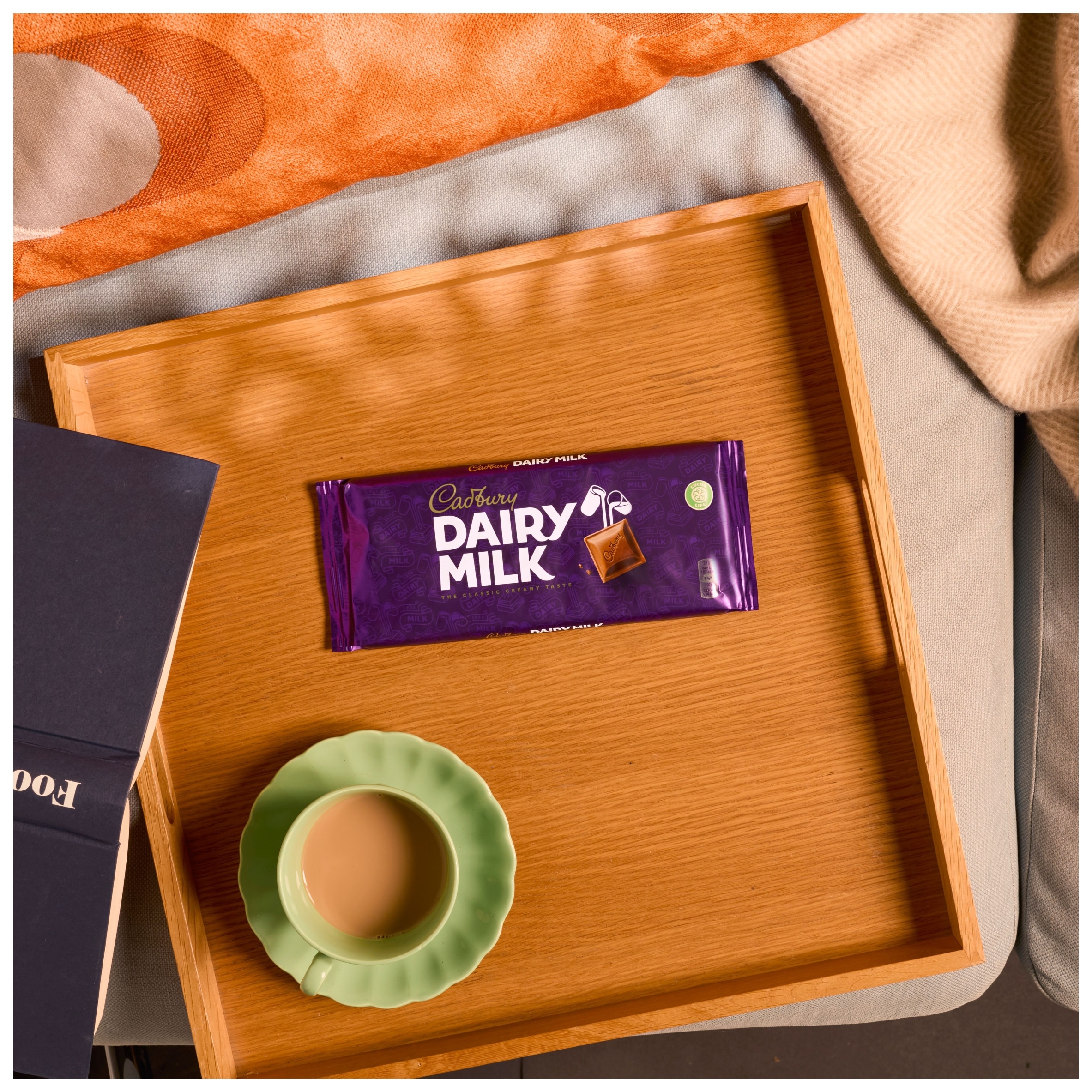 Cadbury Dairy Milk Chocolate Bar 180g thumbnail 3