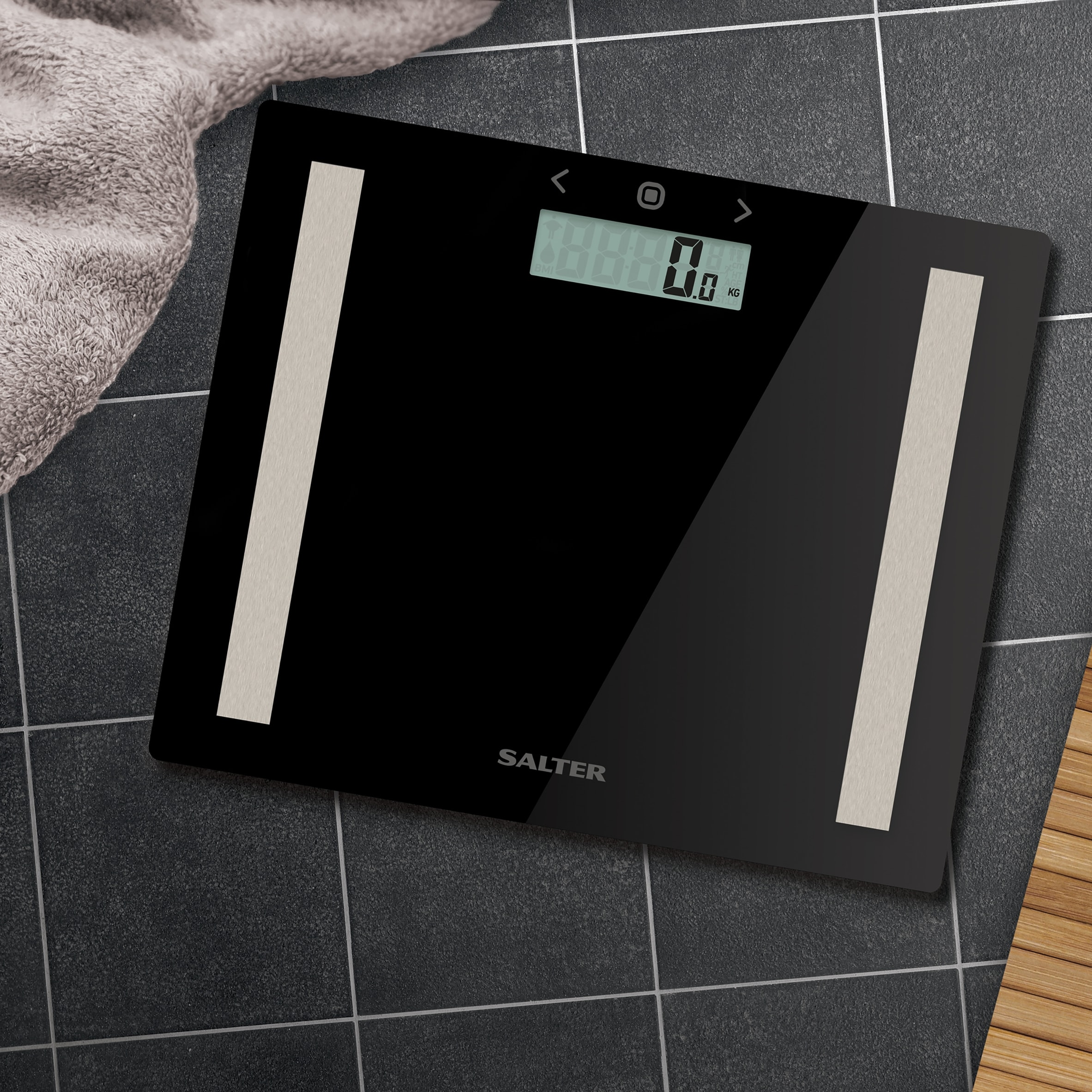 Salter Black Glass Analyser Scale  thumbnail 3