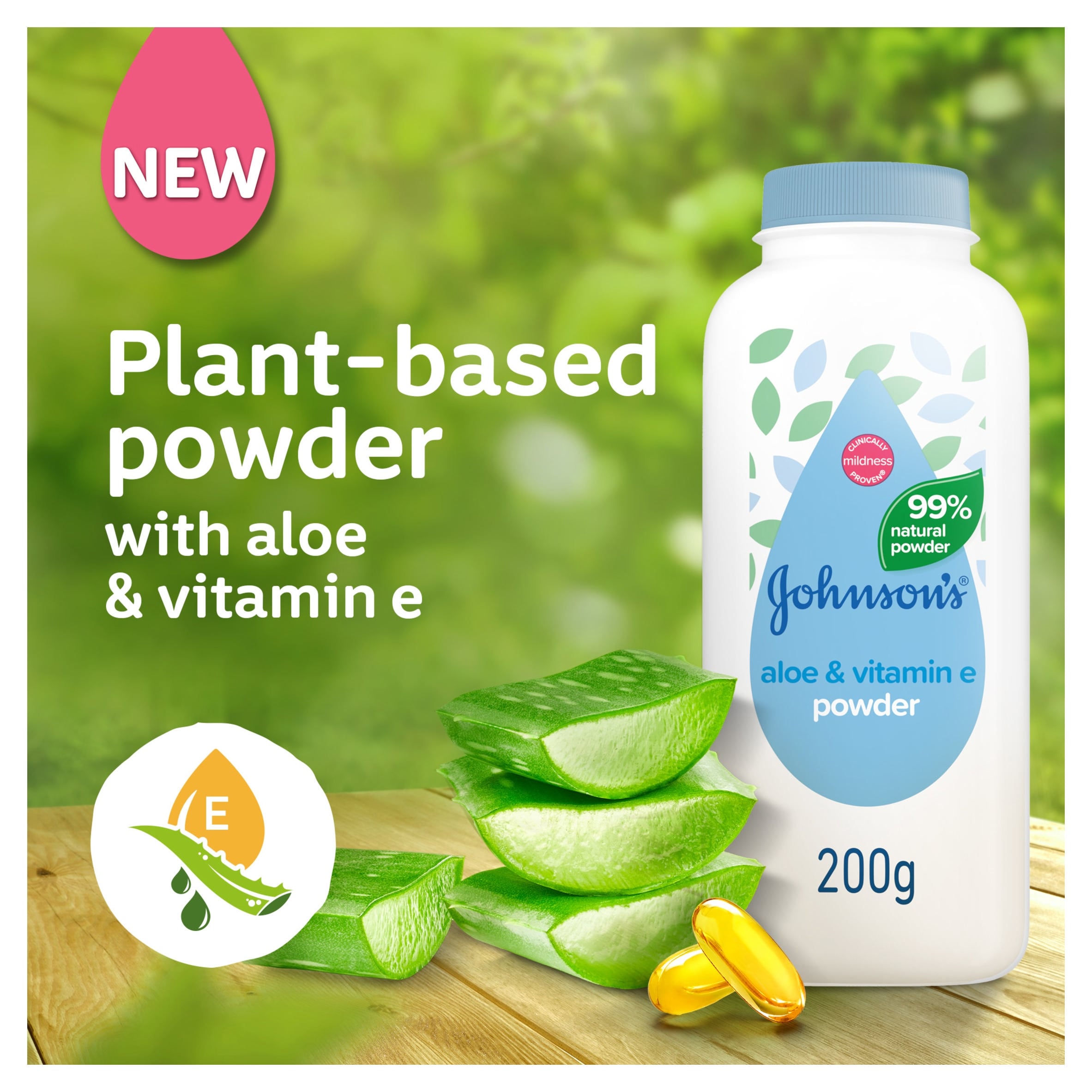 Johnson's Baby Powder Natural Cornstarch with Aloe and Vitamin E 200g thumbnail 2