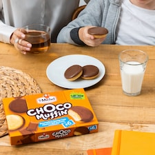 St Michel Chocolate Muffin 6 Pack 180g thumbnail 2