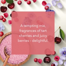 Yankee Cherry Berry Candle 200G thumbnail 2