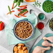 Naturo Adult Dog Grain & Gluten Free Poultry Selection in Herb Gravy 12 x 100g thumbnail 3