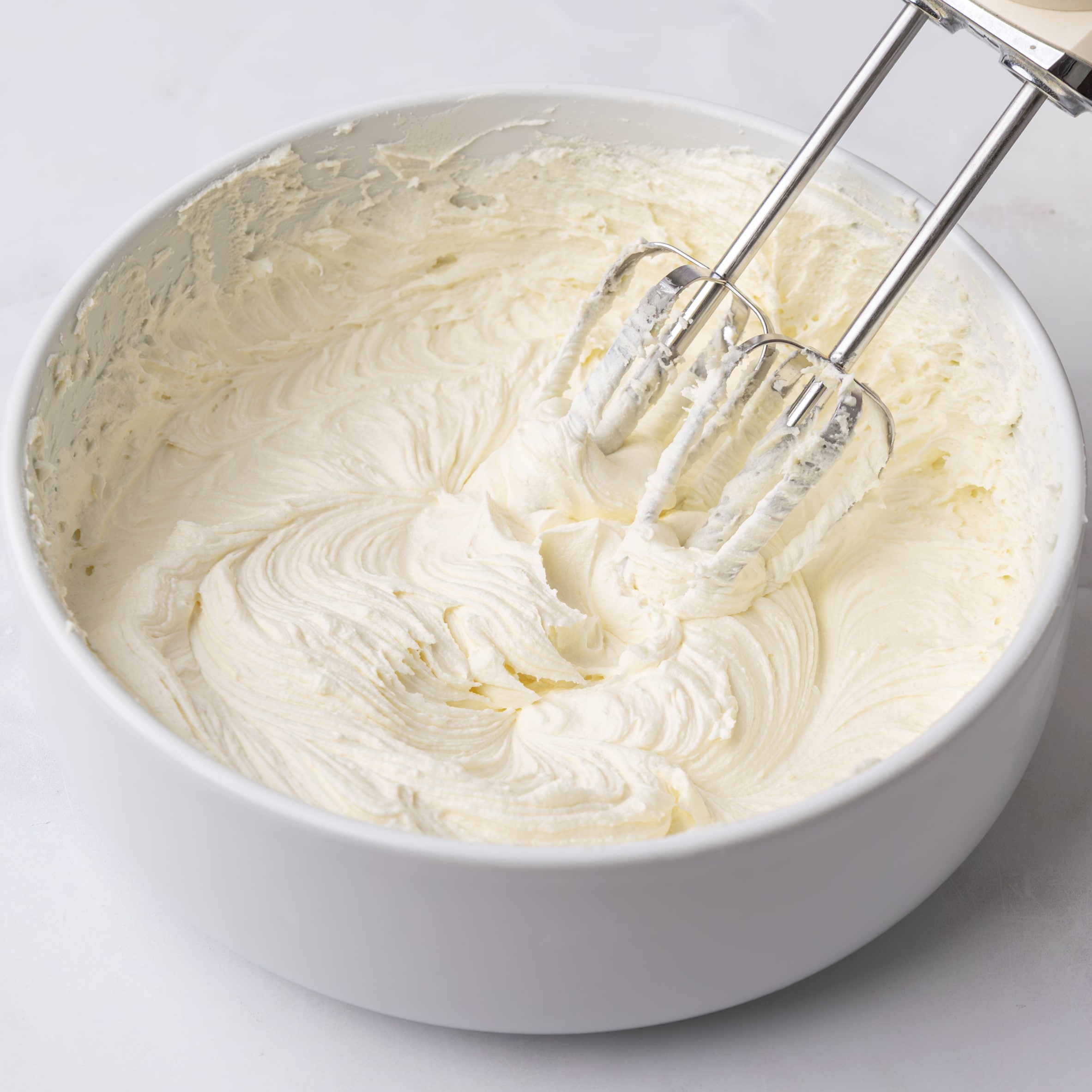 Silver Spoon Vanilla Icing Sugar 200g thumbnail 4