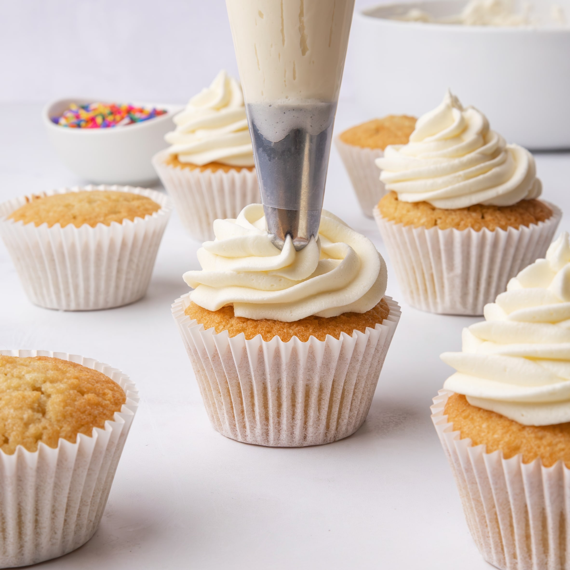 Silver Spoon Vanilla Icing Sugar 200g thumbnail 5
