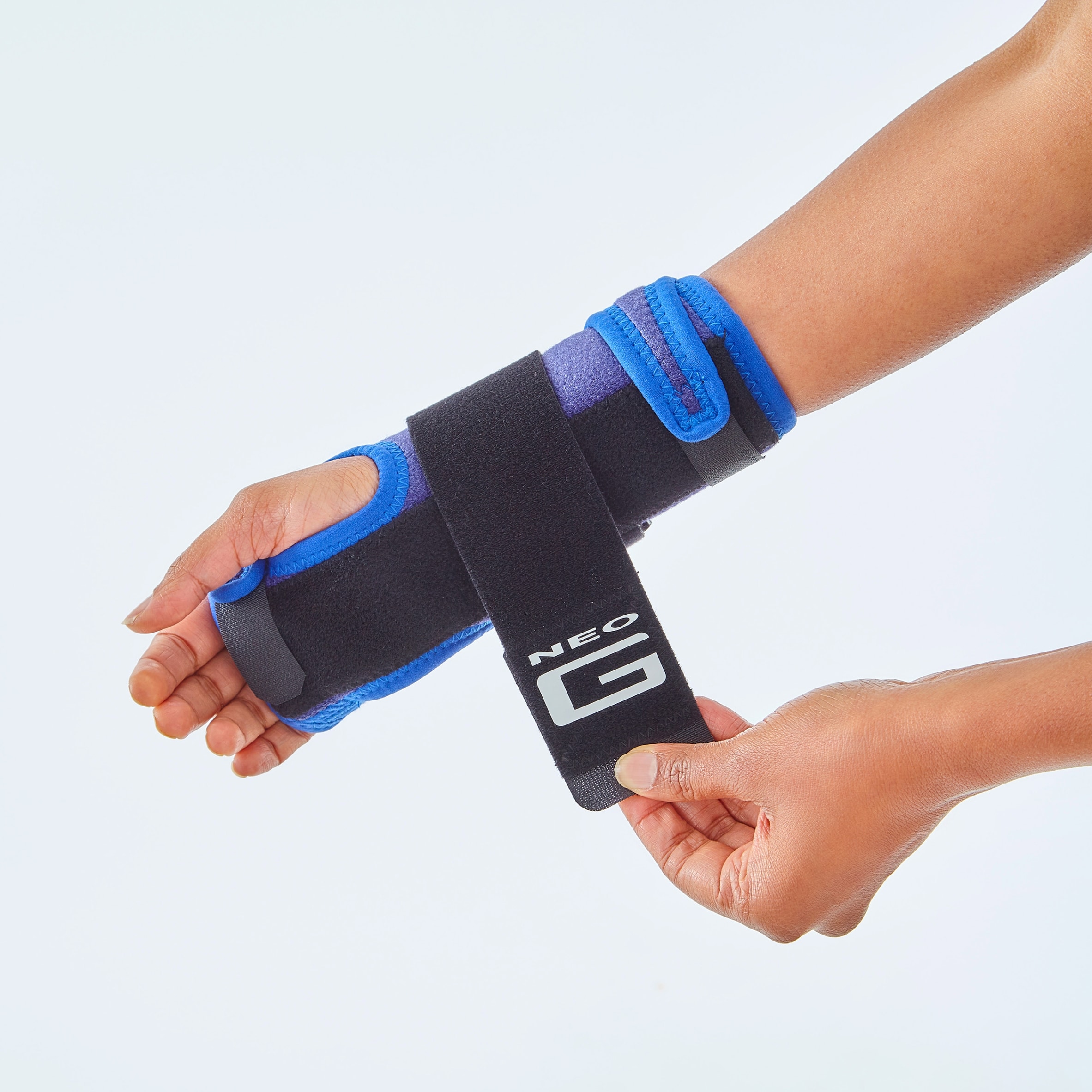 Neo G Universal Wrist Brace One Size thumbnail 4