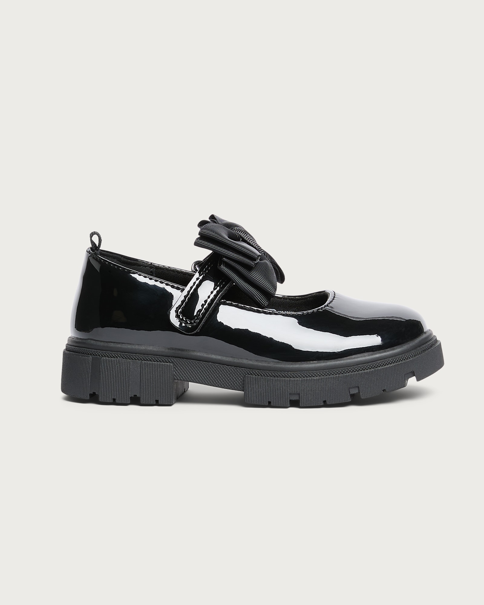 F&F School Girls Patent Bow Detail Mary Jane Shoes in Black
