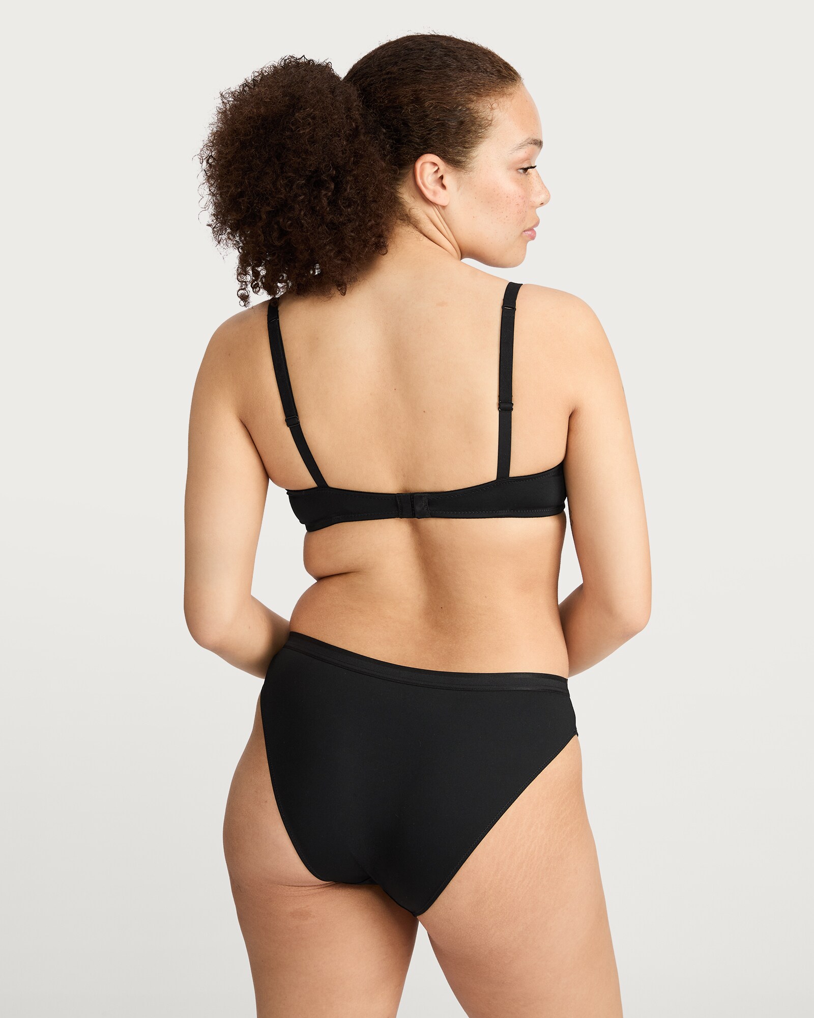 F&F 2-Pack Subtle Striped Wired T-Shirt Bra  in Multi Black White thumbnail 4