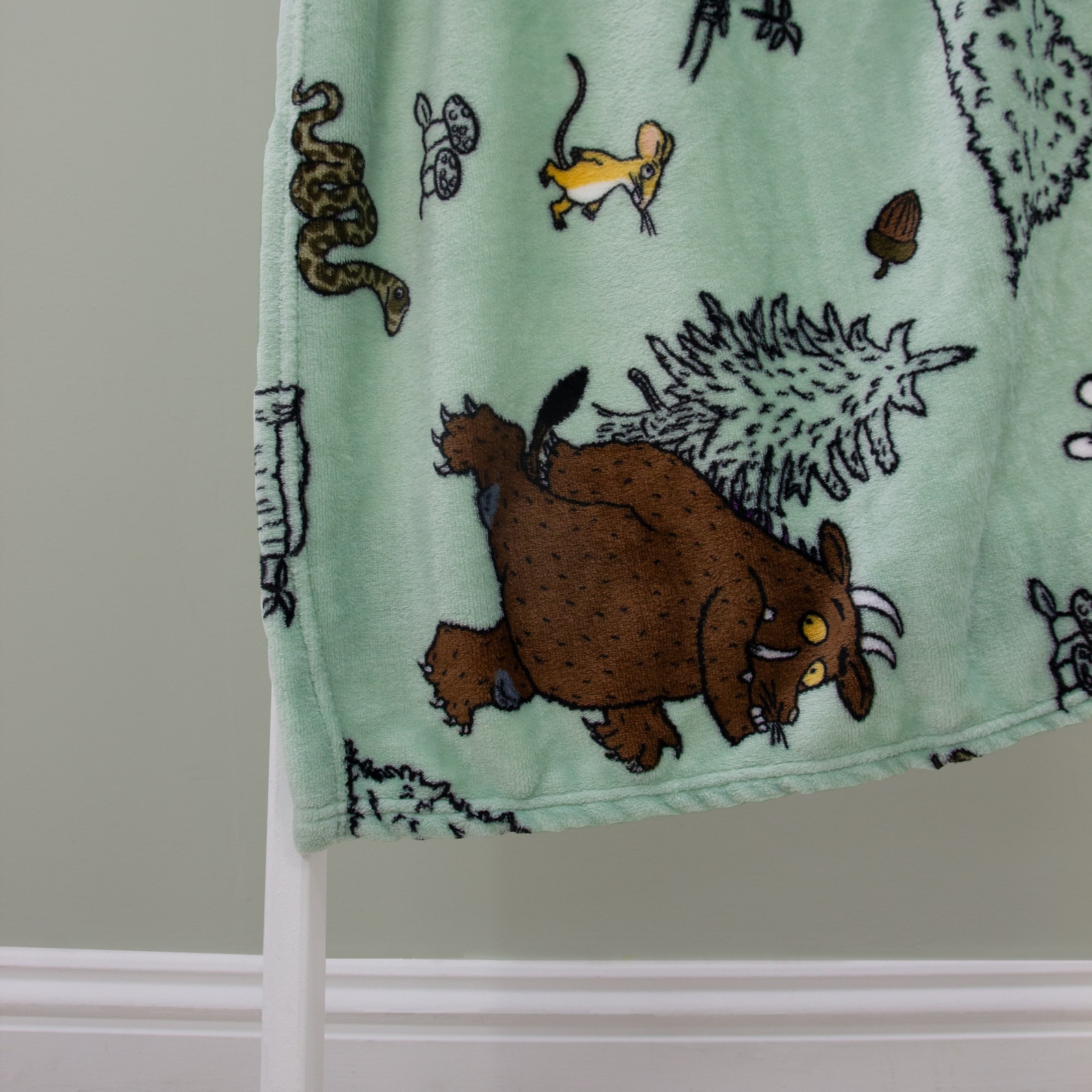 The Gruffalo Fleece Blanket thumbnail 3
