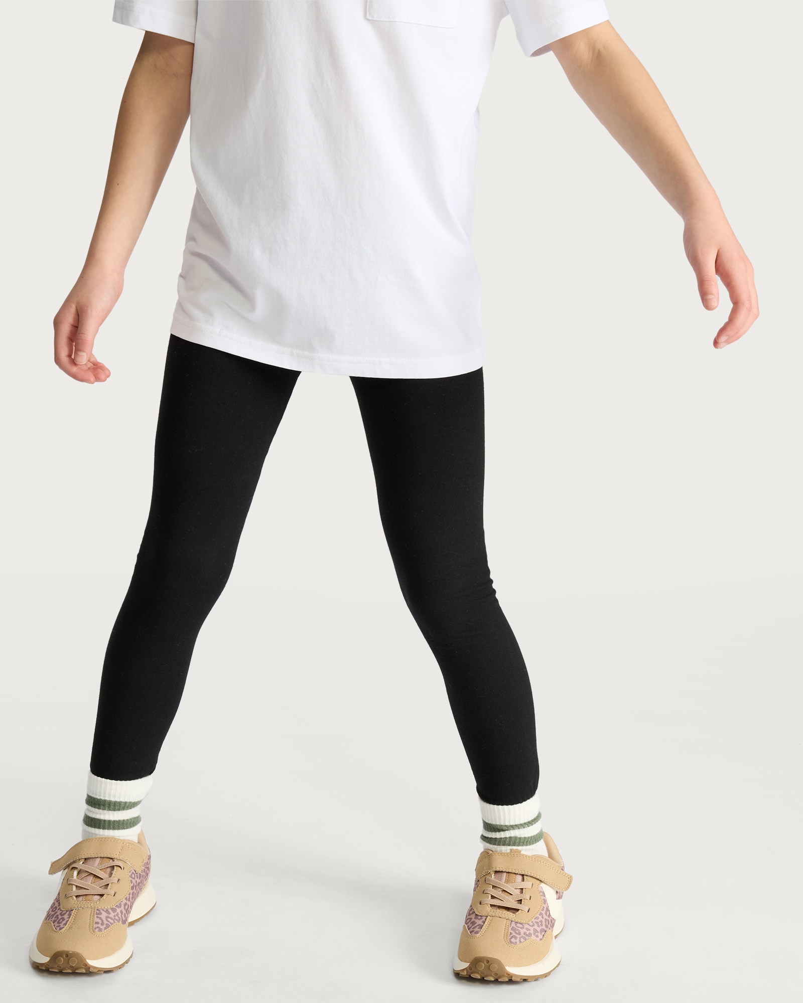 F&F Girls 3-Pack Plain Leggings in Black thumbnail 3