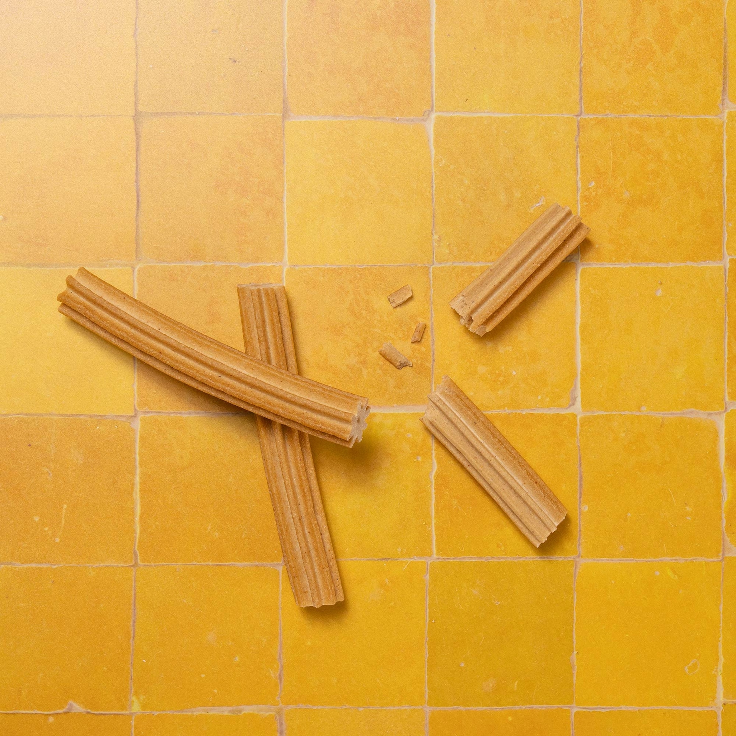 Pooch & Mutt Vegan Dental Sticks - Peanut Butter 7 Pack 251g thumbnail 4