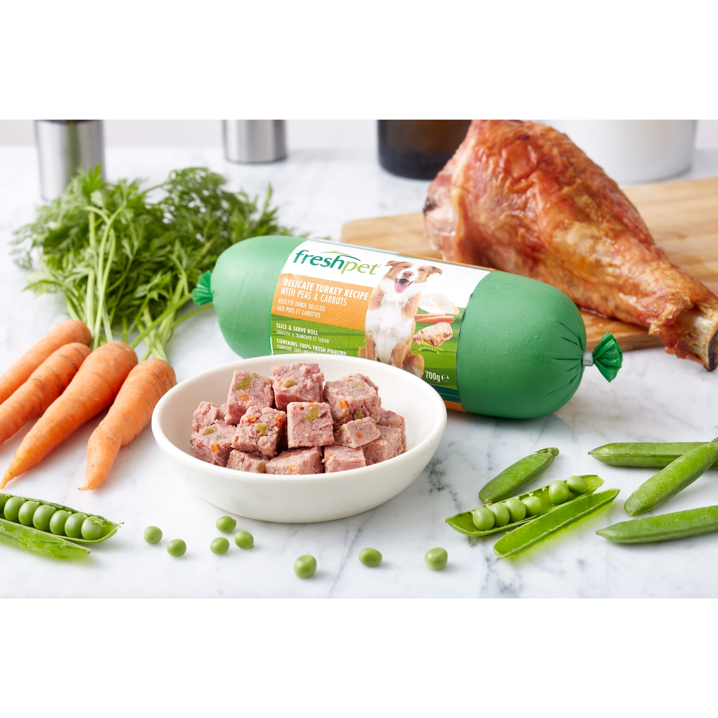 Freshpet Delicate Turkey with Peas & Carrots Fresh Dog Food Roll 700g thumbnail 2