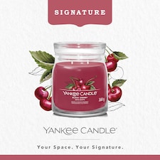Yankee Candle Signature Black Cherry Medium Candle 368g thumbnail 2