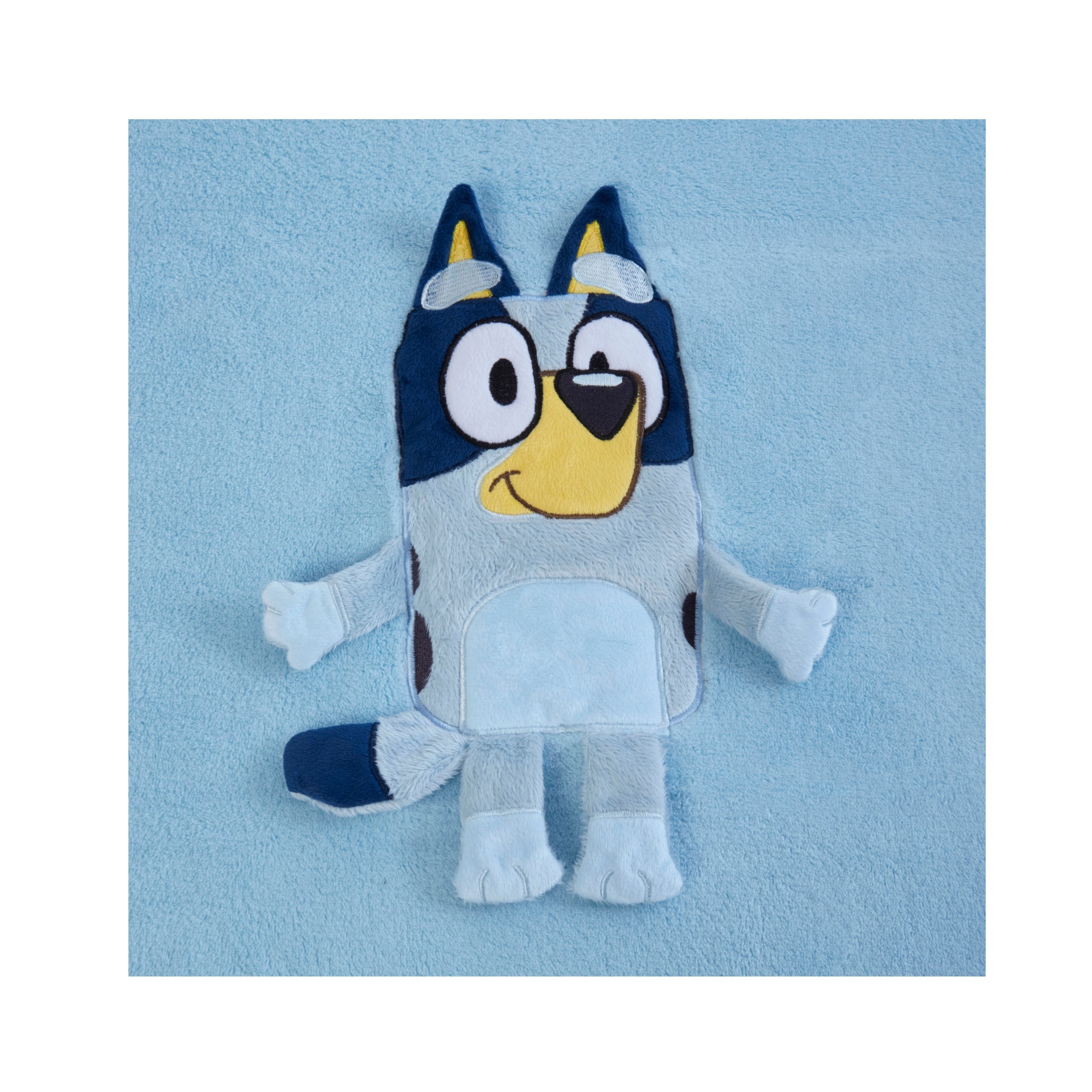 Bluey Character Blanket thumbnail 4