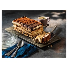 Tesco Finest Tiramisu Meringue Stack 520g thumbnail 2