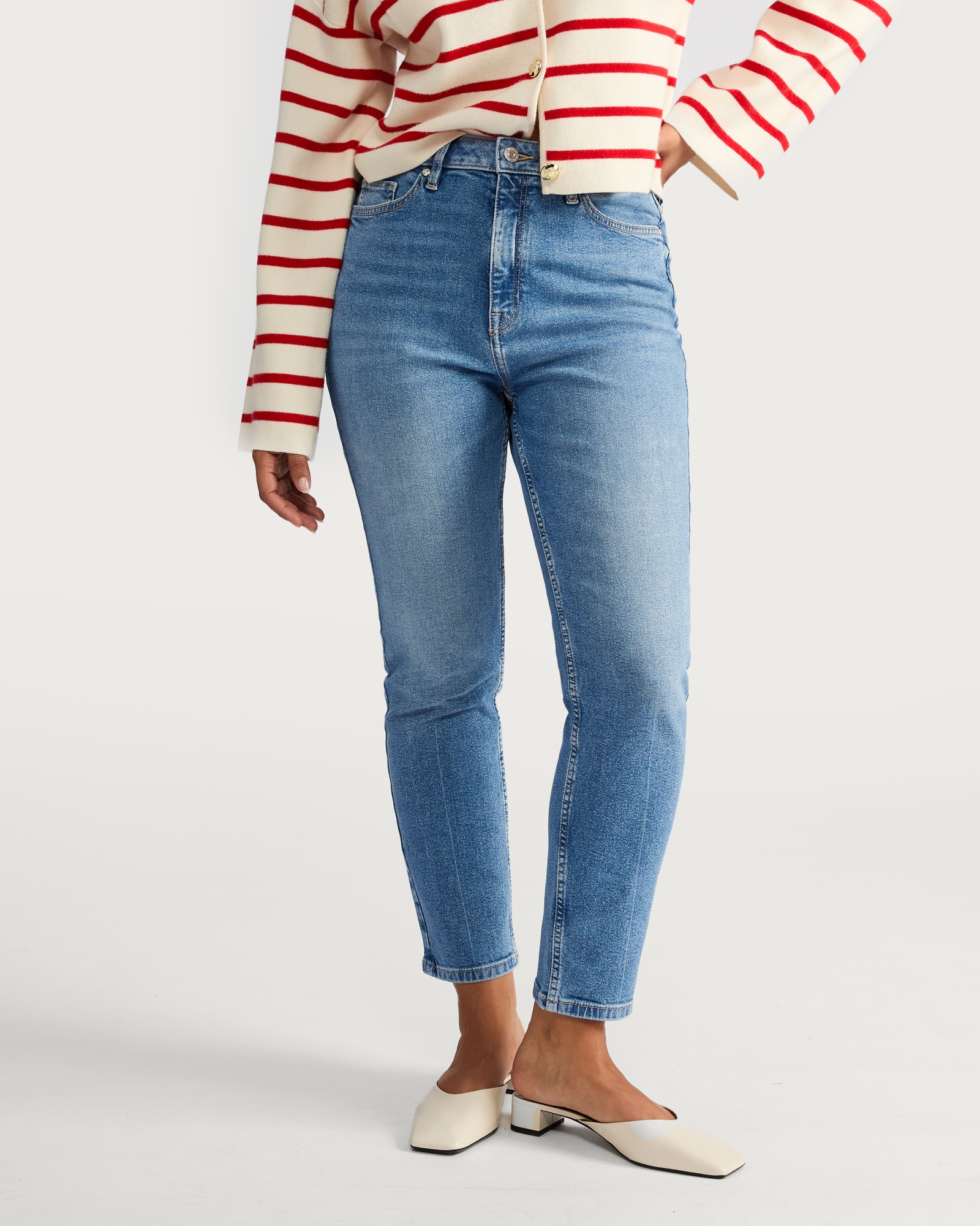 F&F High Rise Slim Ankle Grazer Jeans in Blue