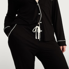 F&F Long Sleeve Revere Pyjama Set in Black thumbnail 2