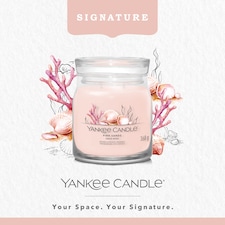 Yankee Candle Signature Pink Sands Medium Jar Candle 368g thumbnail 2