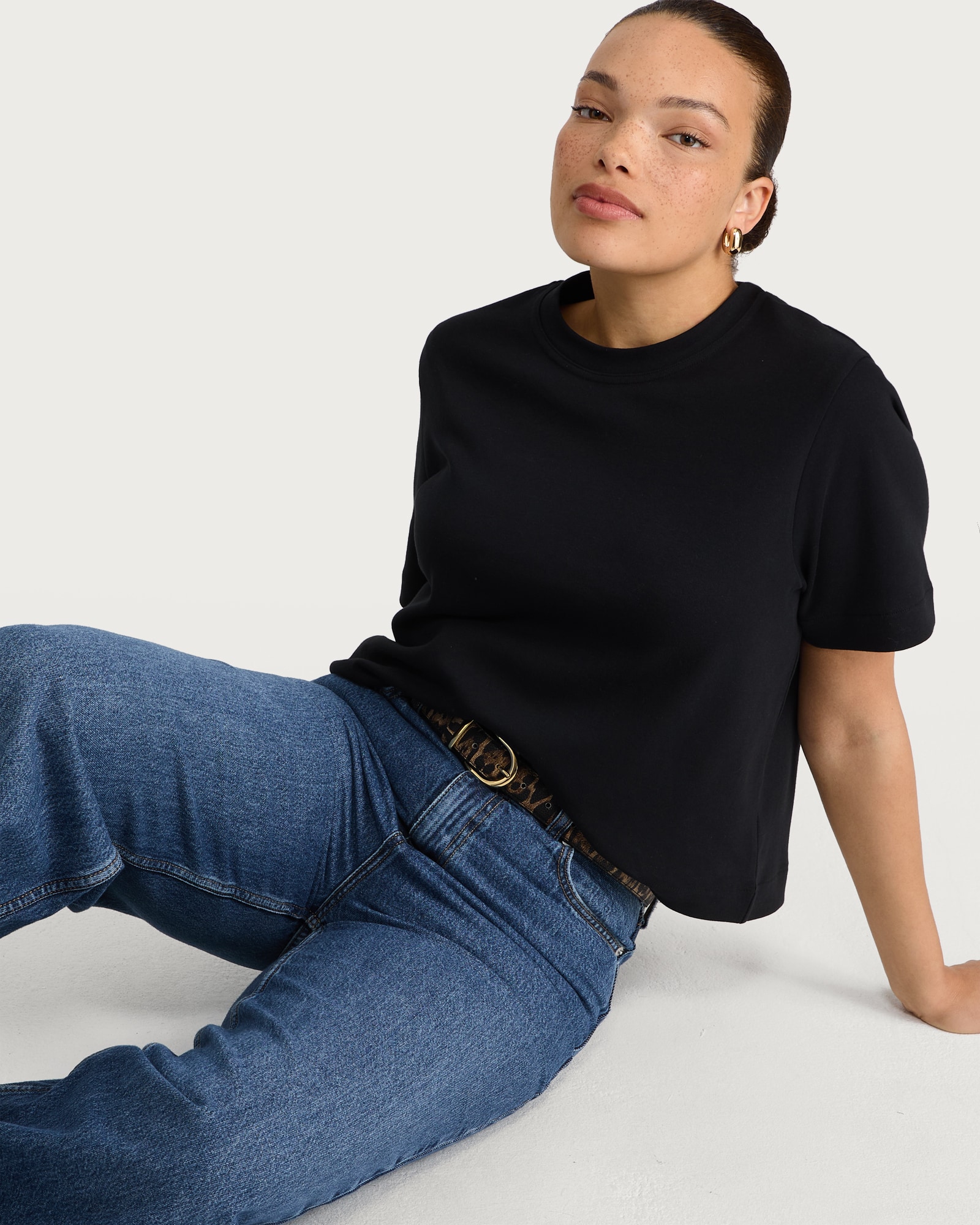 F&F Heavyweight Crew Neck Cropped T-Shirt in Black