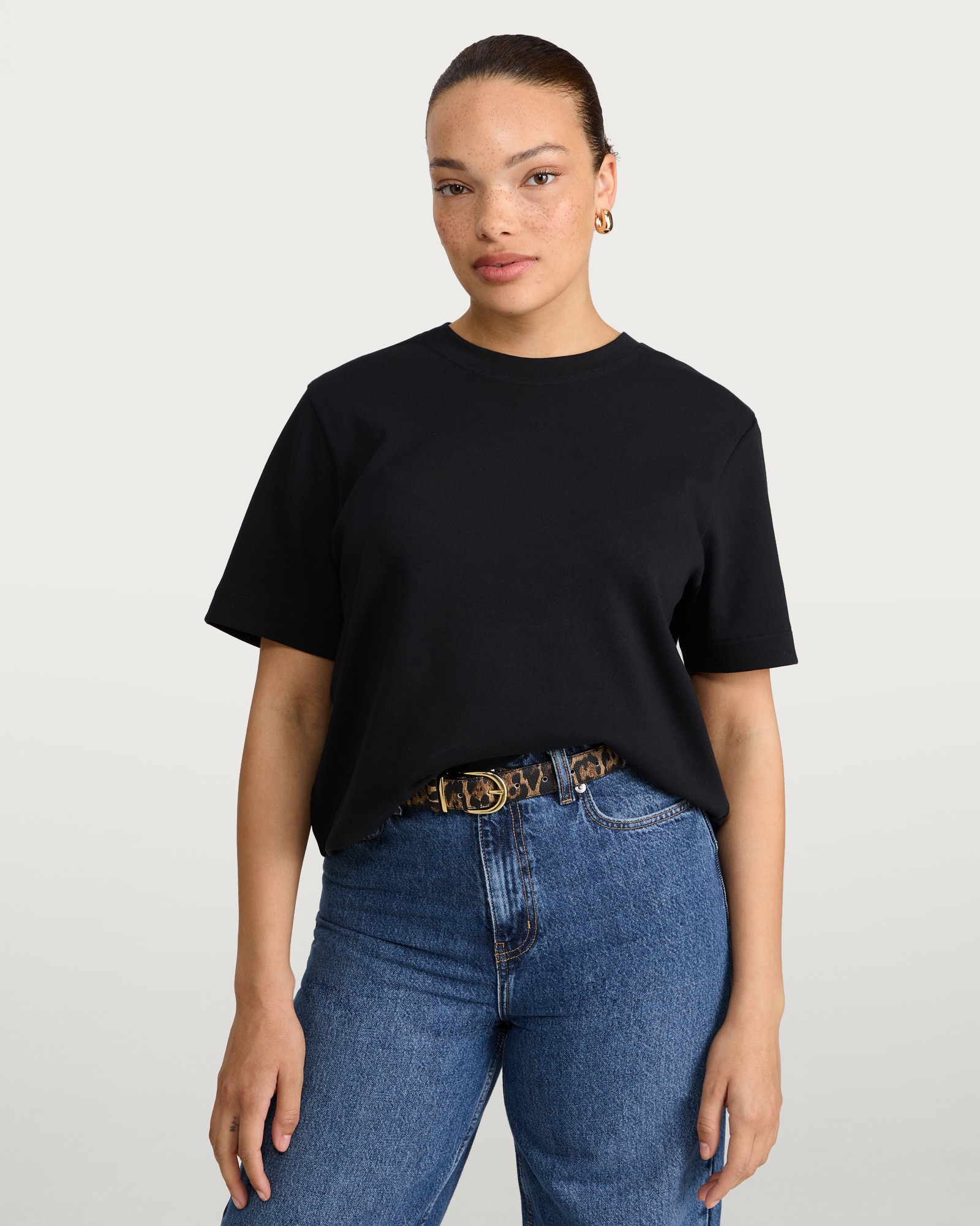 F&F Heavyweight Crew Neck Cropped T-Shirt in Black thumbnail 2