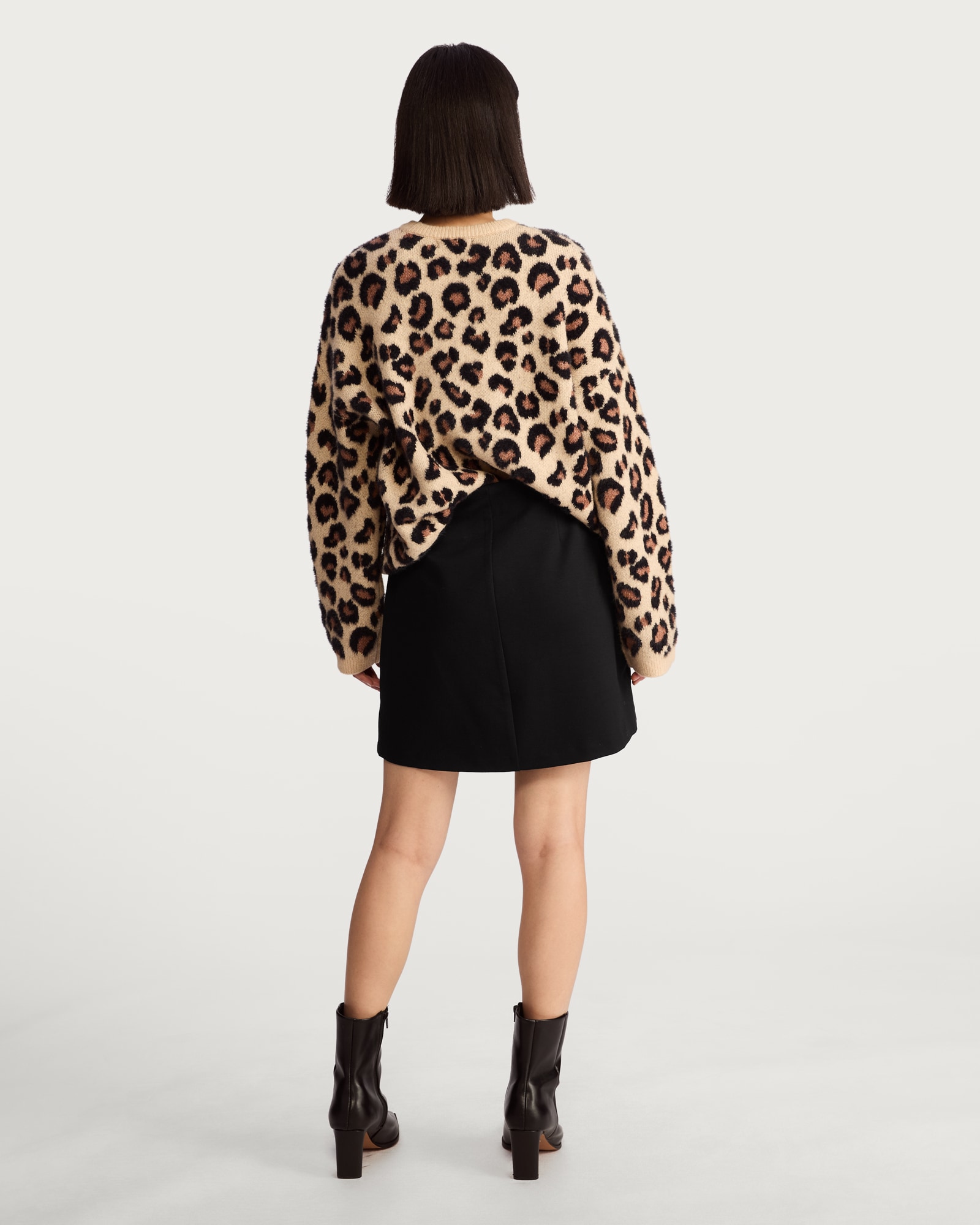F&F Tailored Mini Skirt in Black thumbnail 4