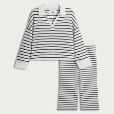 F&F Stripe Print Rugby Shirt and Bottoms Pyjama Set in Cream thumbnail 4